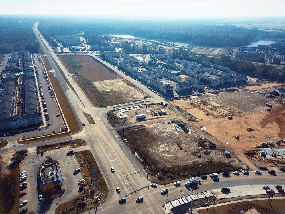 Arlington Marketplace Pad Sites - Burbank Dr: Burbank Dr, Baton Rouge, LA 70820